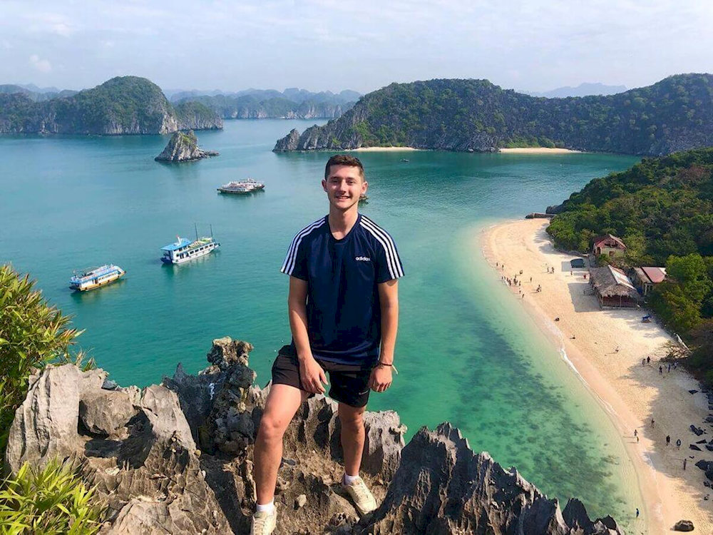 Although the route is quite challenging but you will be rewarded with stunning views of the entire Cat Ba Island